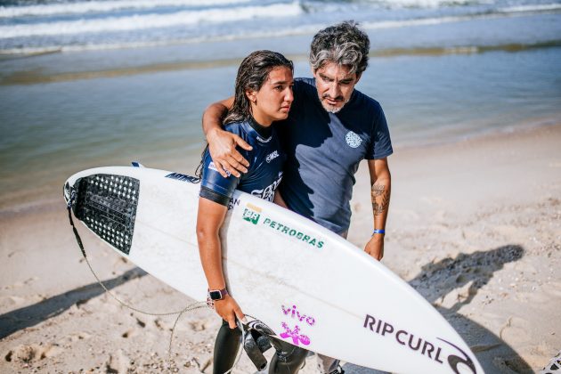 Sophia Medina, Corona Saquarema Pro 2024, Itaúna, Rio de Janeiro. Foto: WSL / Thiago Diz.