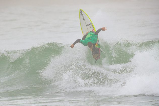 Tully Wylie, Ericeira Pro 2024, Ribeira D'Ilhas, Portugal. Foto: WSL / Masurel.