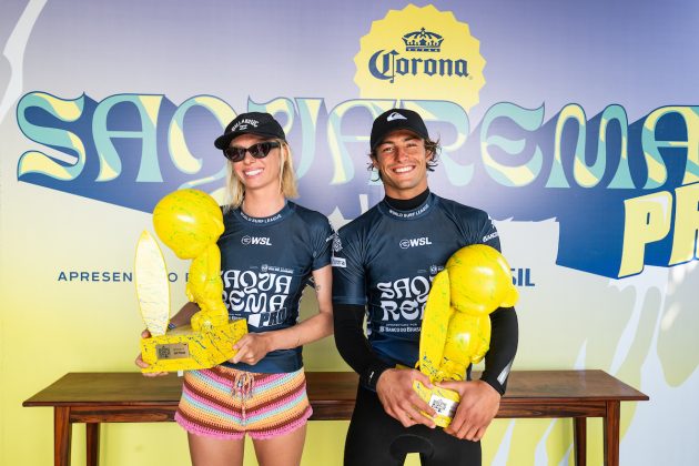 Macy Callaghan e Marco Mignot, Corona Saquarema Pro 2024, Itaúna, Rio de Janeiro. Foto: WSL / Thiago Diz.