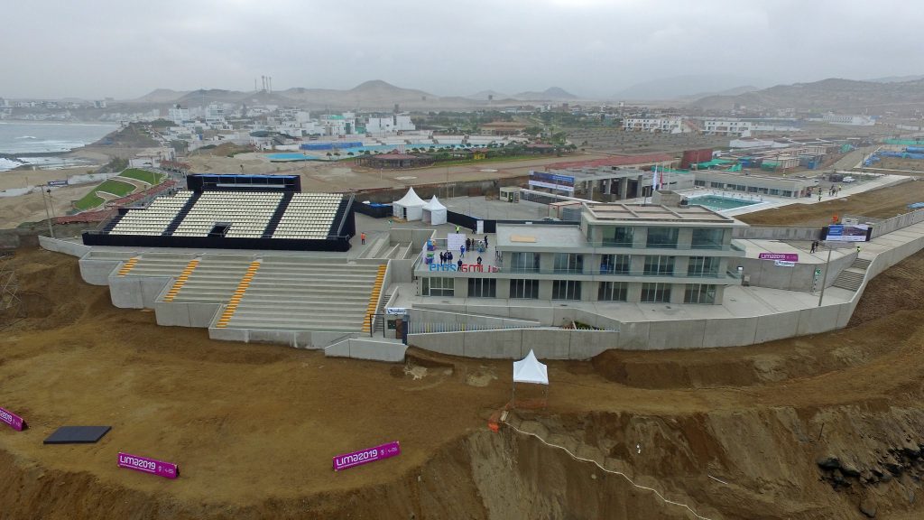 Centro de Alto Rendimento de Surfe em Punta Rocas, Lima, Peru.