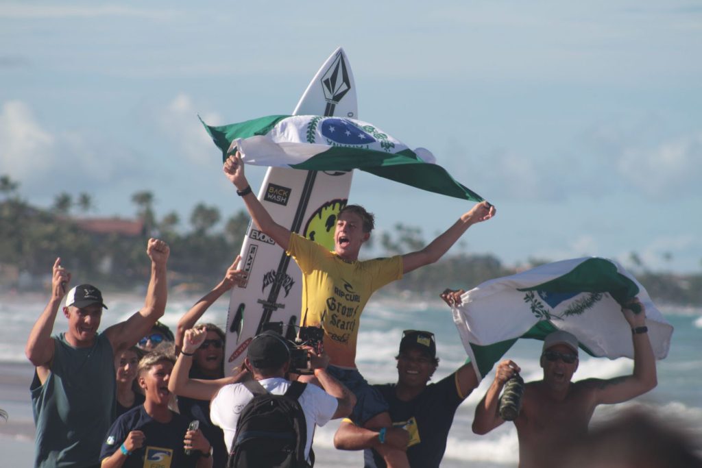 Anuar Chiah inicia ano com vitória em Porto de Galinhas e segue na liderança da Sub 18.