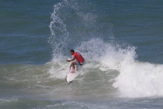 Artur Silva, Ponte Surf Final Heat, Ponte Metálica, Praia de Iracema, Fortaleza (CE). Foto: Lima Jr..