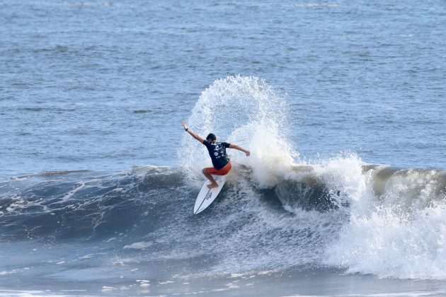 Nicolas Oliveira, Corona Alas Pro Tour, El Paredón, Guatemala. Foto: Philippe Demarsan.