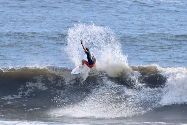 Nicolas Oliveira, Corona Alas Pro Tour, El Paredón, Guatemala. Foto: Philippe Demarsan.