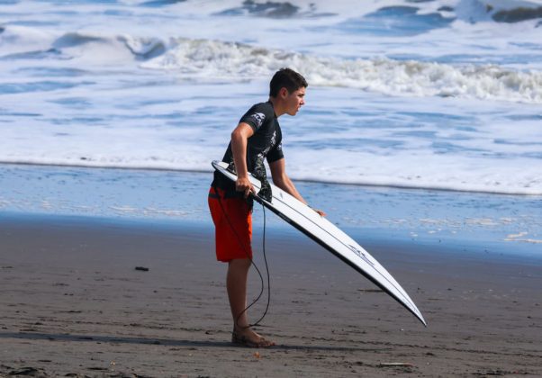 Nicolas Oliveira, Corona Alas Pro Tour, El Paredón, Guatemala. Foto: Divulgação.