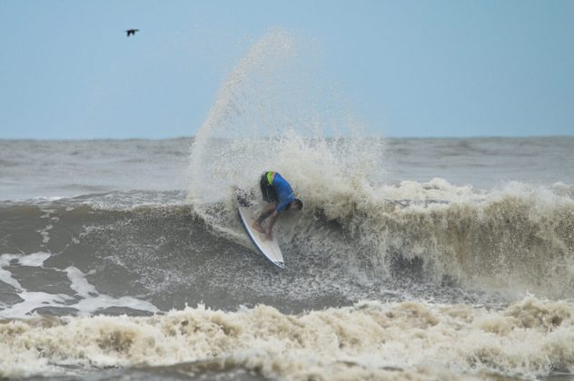 Glauciano Rodrigues, CBSurf Taça Brasil 2024. Praia dos Molhes, Torres (RS). Foto: David Castro / @davidcastrophotos.