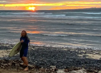 Tubarão arranca perna de surfista