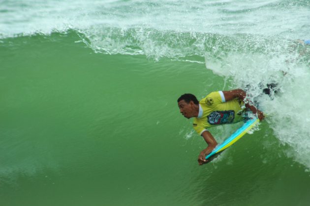 Luan Alves, Brasileiro Open de Bodyboard, Praia de Itaparica, Vila Velha (ES). Foto: Will Simmer.