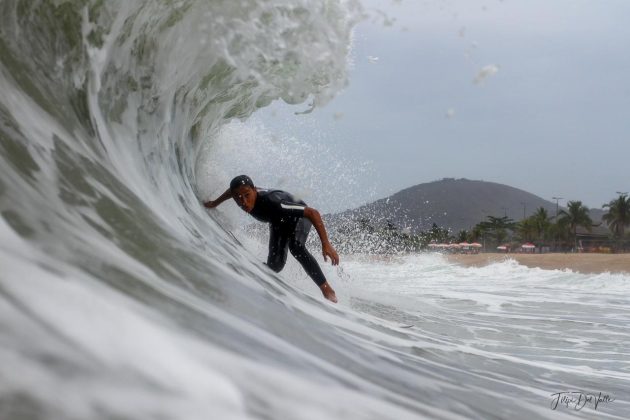 Daniel Fachini, Praia de Massaguaçu, Caraguatatuba (SP). Foto: Filipi Del Valle.