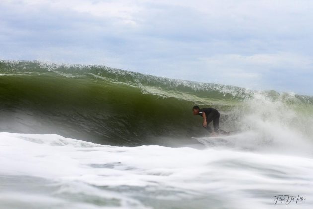 Daniel Fachini, Praia de Massaguaçu, Caraguatatuba (SP). Foto: Filipi Del Valle.