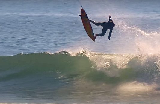 Japonês extrapola em Trestles