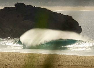 Sonho indonésio em Nazaré