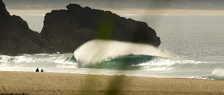 Nazaré lembra Indonésia - novembro 2024.