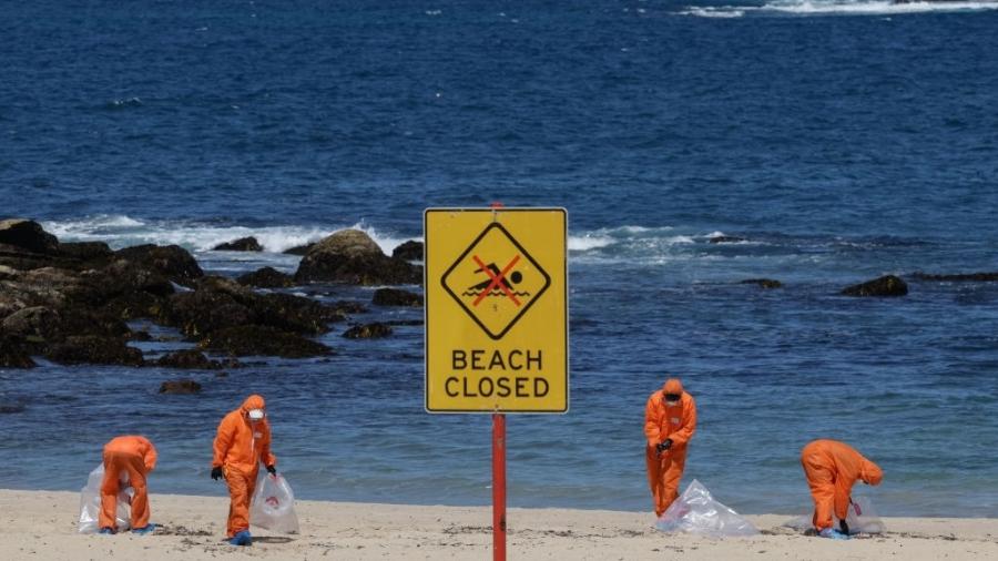 Praia fechada pelas autoridades de Coogee, Sydney, Austrália.