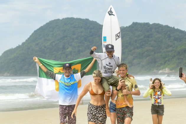 Arthur Vilar, CBSurf Rip Curl Grom Search, Praia do Tombo, Guarujá (SP). Foto: Márcio David.