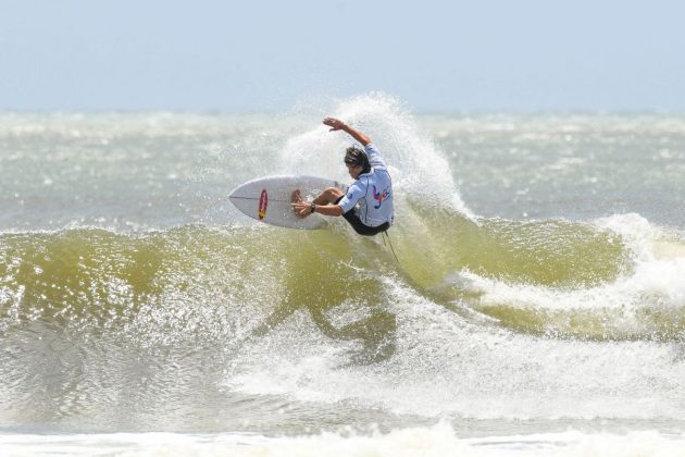 Lucas Haag, Jogos Abertos de Santa Catarina, Praia do Matadeiro, Florianópolis. Foto: Márcio David.