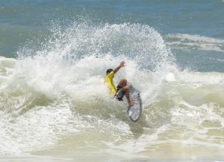 Joaquina conhece campeões