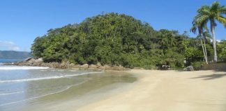 Vinte praias impróprias