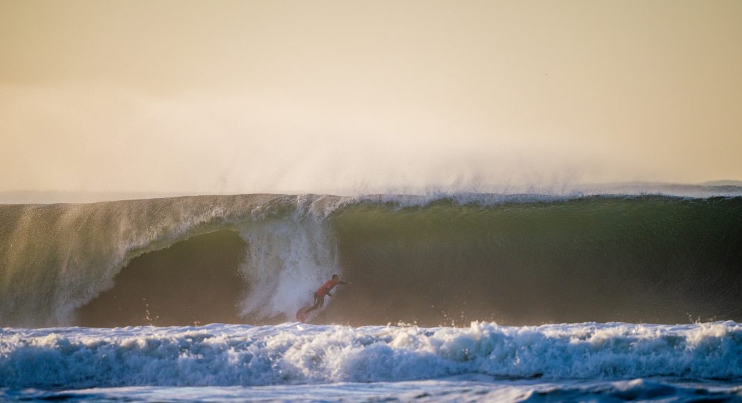 Bruno Santos, Capítulo Perfeito powered by Billabong, Carcavelos, Portugal. Foto: Pedro Mestre.