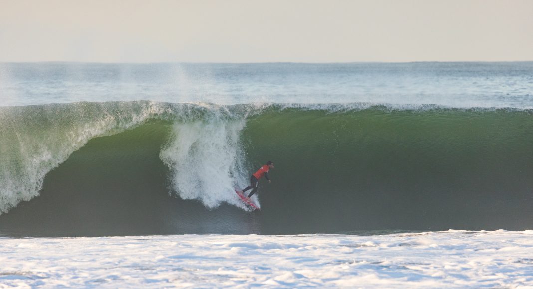 Bruno Santos, Capítulo Perfeito powered by Billabong, Carcavelos, Portugal. Foto: André Carvalho.