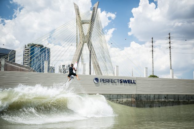 Italo Ferreira, São Paulo Surf Club, São Paulo (SP). Foto: Marcelo Maragni.