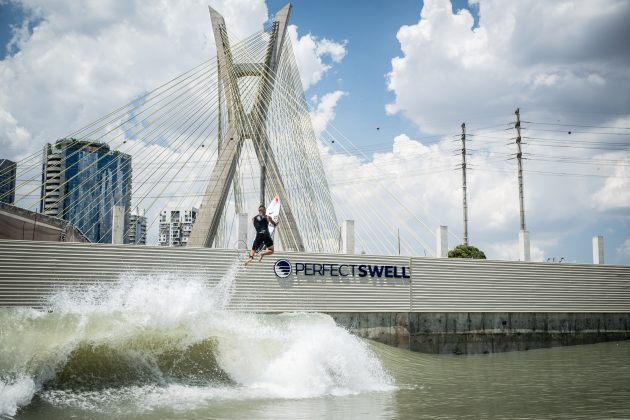 Italo Ferreira, São Paulo Surf Club, São Paulo (SP). Foto: Marcelo Maragni.
