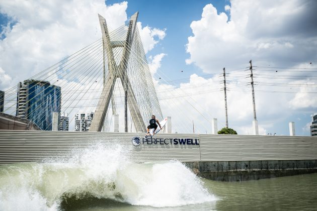 Italo Ferreira, São Paulo Surf Club, São Paulo (SP). Foto: Marcelo Maragni.