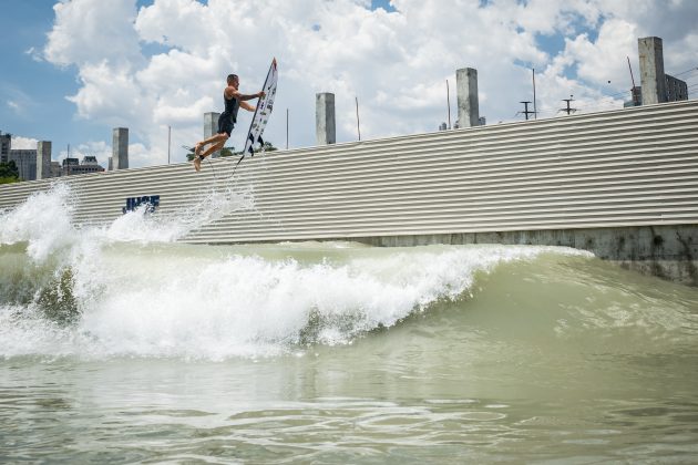Italo Ferreira, São Paulo Surf Club, São Paulo (SP). Foto: Marcelo Maragni.
