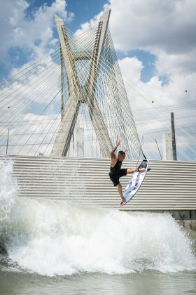 Italo Ferreira, São Paulo Surf Club, São Paulo (SP). Foto: Marcelo Maragni.