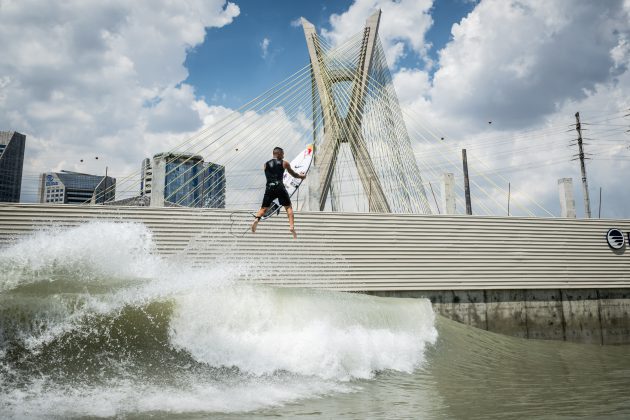 Italo Ferreira, São Paulo Surf Club, São Paulo (SP). Foto: Marcelo Maragni.