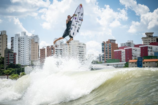 Italo Ferreira, São Paulo Surf Club, São Paulo (SP). Foto: Marcelo Maragni.