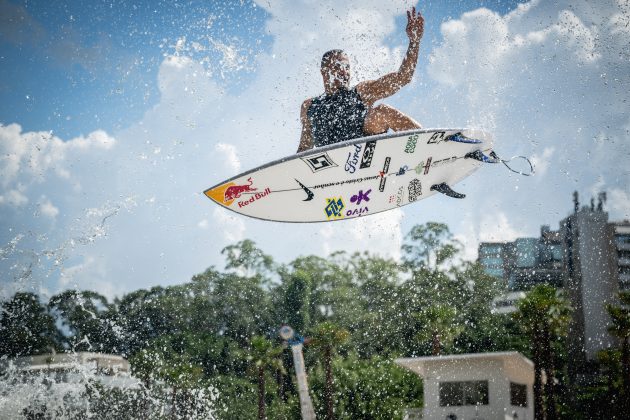 Italo Ferreira, São Paulo Surf Club, São Paulo (SP). Foto: Marcelo Maragni.
