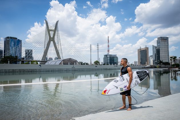 Italo Ferreira, São Paulo Surf Club, São Paulo (SP). Foto: Marcelo Maragni.