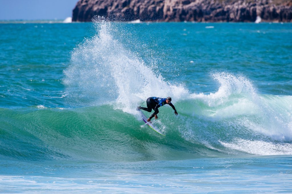 Miguel Pupo vence e garante vaga na terceira fase do MEO Pro Portugal 2025.