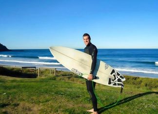 Surfista desaparece na Austrália