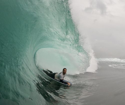 Thiago Abul, Bancada D2, Praia da Costa, Vila Velha (ES). Foto: Romerito Lopes.
