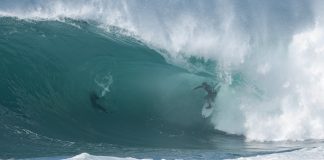 Páscoa de ondas sinistras