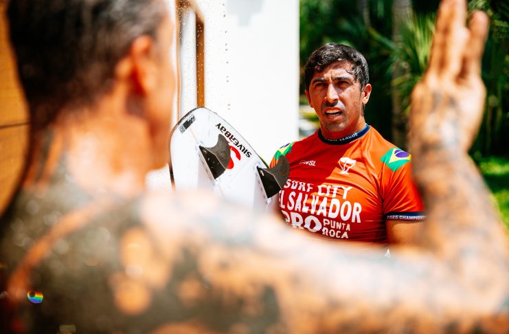 Miguel para nas quartas