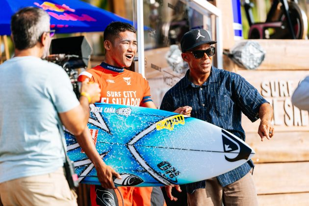 Rio Waida, El Salvador Pro 2025, Punta Roca, La Libertad. Foto: WSL / Emma Sharon.