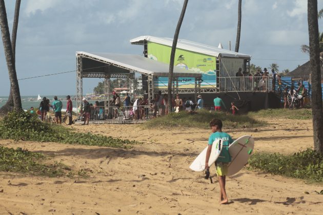 Surf Kids, Geração Futuro 2025, Praia do Borete, Porto de Galinhas (PE). Foto: Alexandre Gondim.