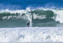 Primeiro tow-in em Maresias