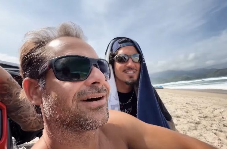 Medina cola na resenha