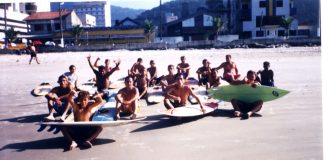 Escola de Surf é destaque em Mongaguá (SP)