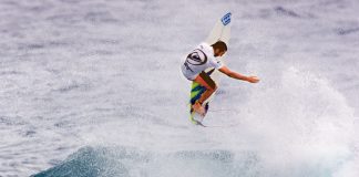 Joel Parkinson vence Quiksilver Pro e lidera WCT 2002