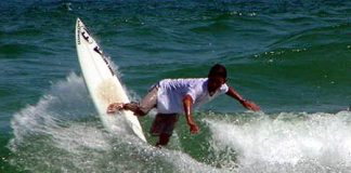 Hang Loose começa na praia do Tombo