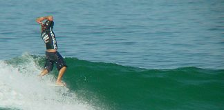 Ondas grandes devem premiar Oxbow Pro Longboard