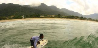 Longboarders treinam forte