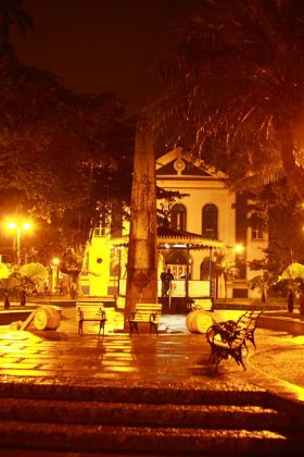 Centro, Ubatuba (SP). Foto: Aleko Stergiou.