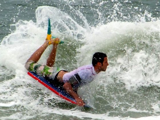 Jorge Schulz, Morcego Verde 2009, praia Brava, Itajaí (SC). Foto: Eduardo Werner / Portalradical.