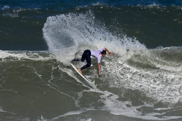 Bruno Morais, Oakley Pro Junior 2010, Joaquina, Florianópolis (SC). Foto: Basílio Ruy / Oakley.